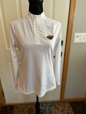 Women’s Minnesota Wild level up white textured quarter zip shirt jacket small